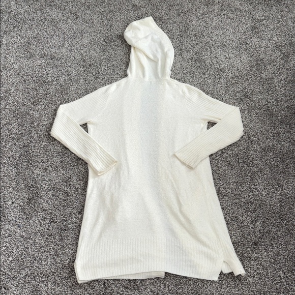 Barefoot Dreams CozyChic Ultra Lite Hooded Seashore Cardigan in Cream - Picture 5 of 5